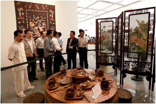 四川民間文藝創(chuàng)作工程優(yōu)秀作品展在四川美術(shù)館開幕，中國美術(shù)家協(xié)會引領(lǐng)文藝新風(fēng)尚